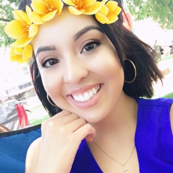 adore_angie